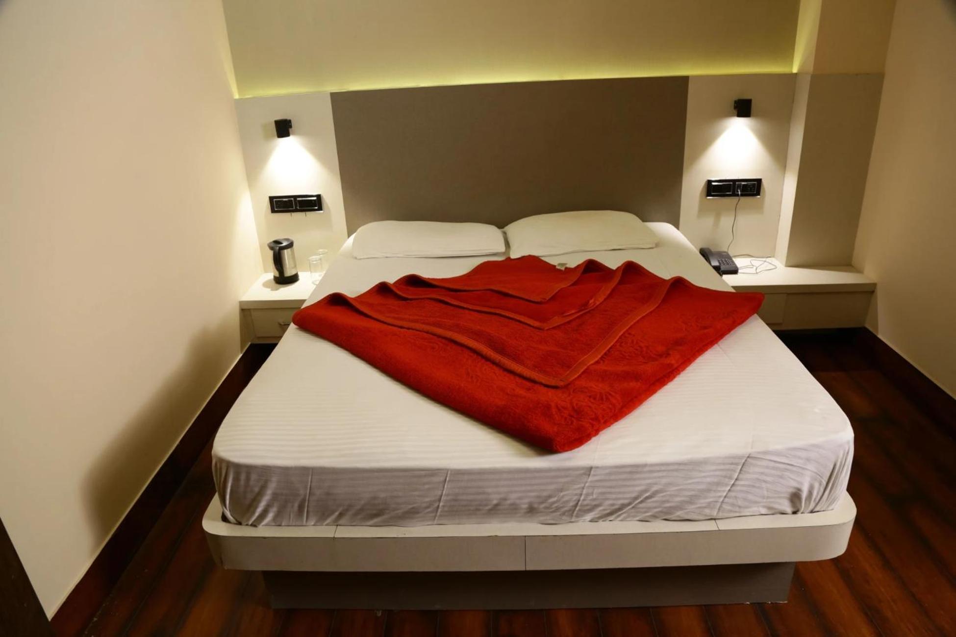 Aangan Regency Hotel ชิมลา ภายนอก รูปภาพ