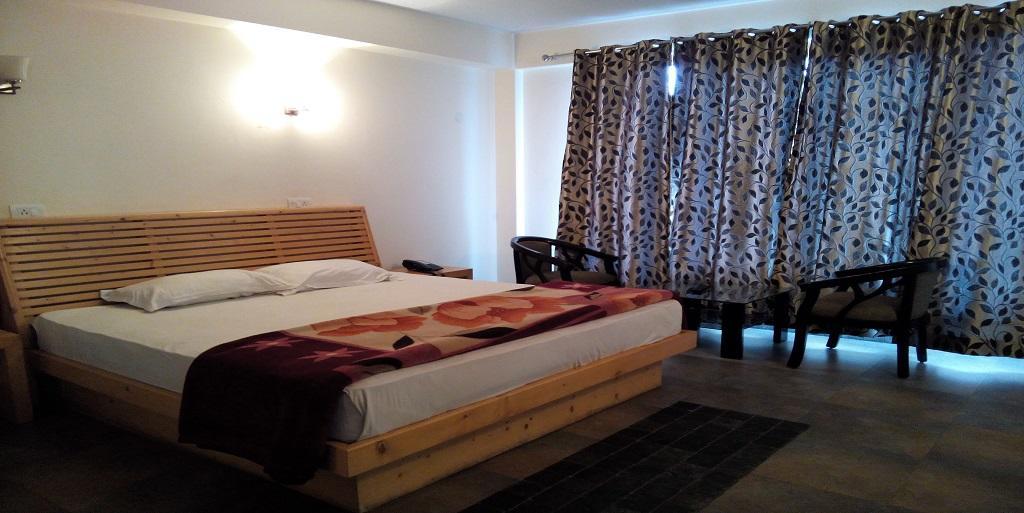 Aangan Regency Hotel ชิมลา ภายนอก รูปภาพ